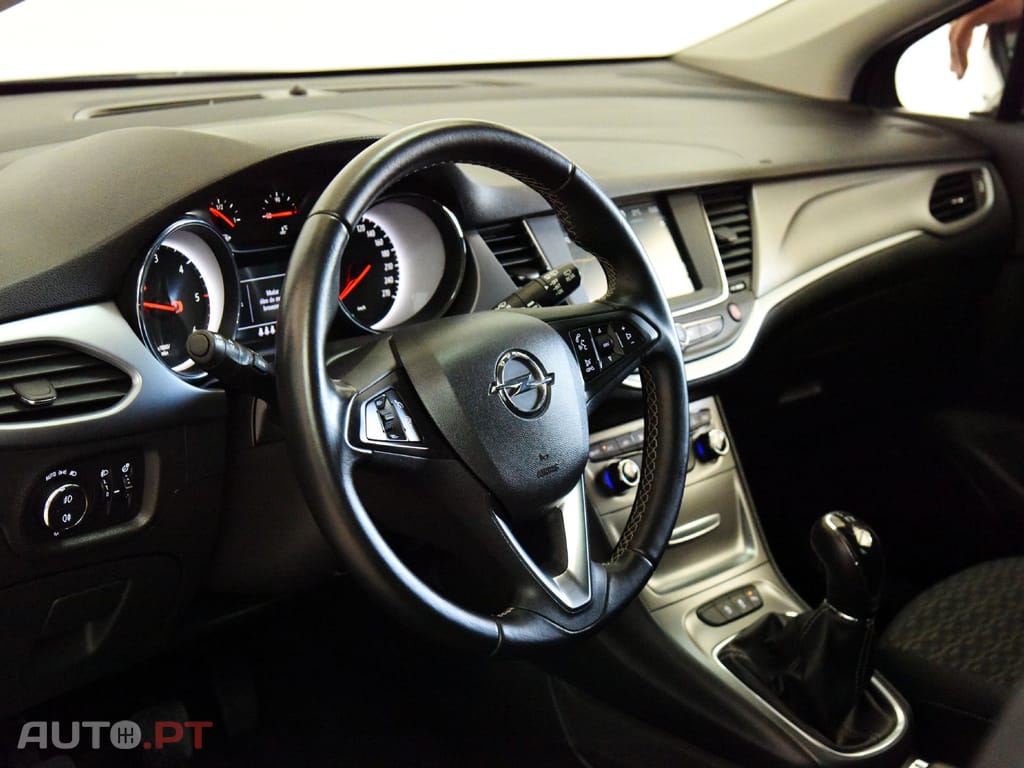 Opel Astra Sports Tourer 1.6CDTI BUSINESS EDITION
