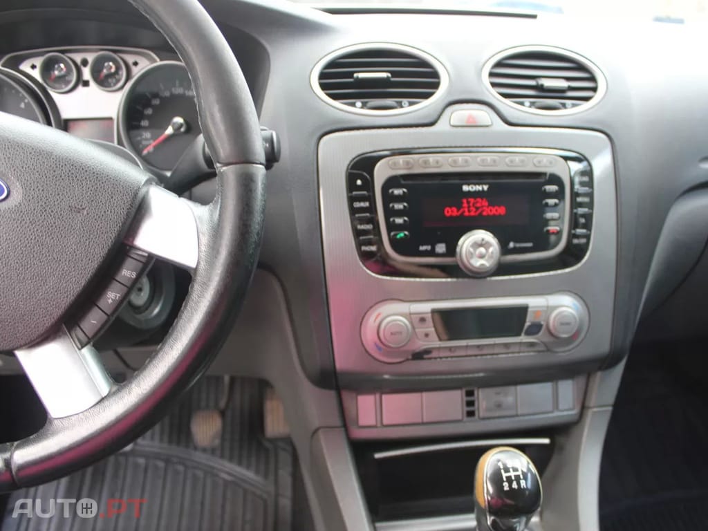 Ford Focus SW 1.6 TDCi Titanium 17