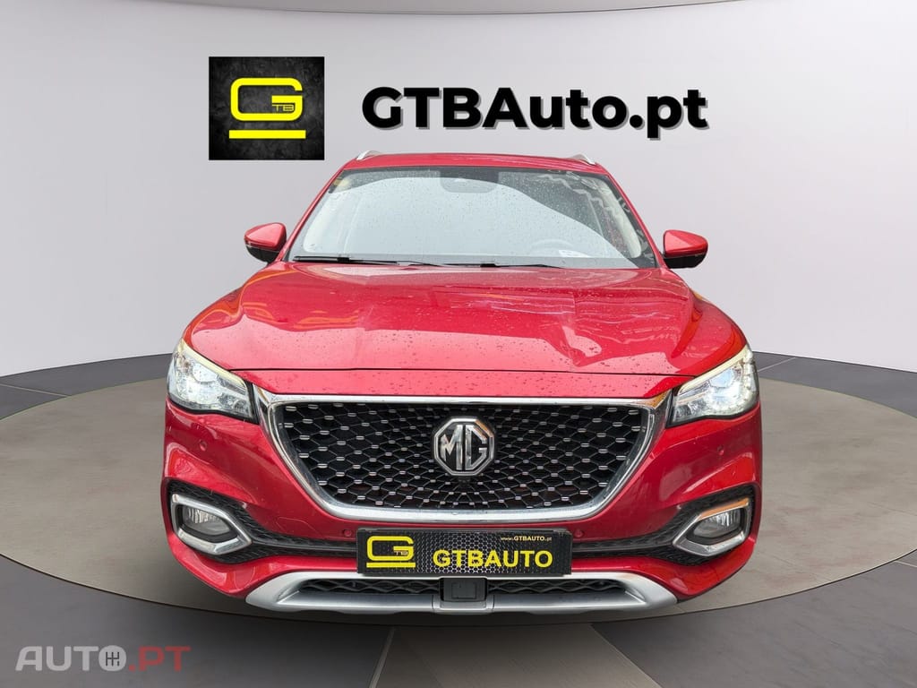 MG EHS PHEV Hybrid Luxury