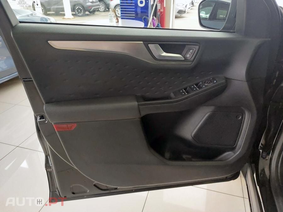 Ford Kuga 2.5 PHEV Titanium