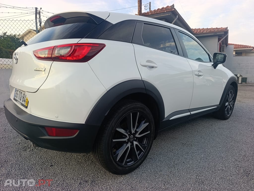 Mazda CX-3 1.5 Sky.Special Edition Navi