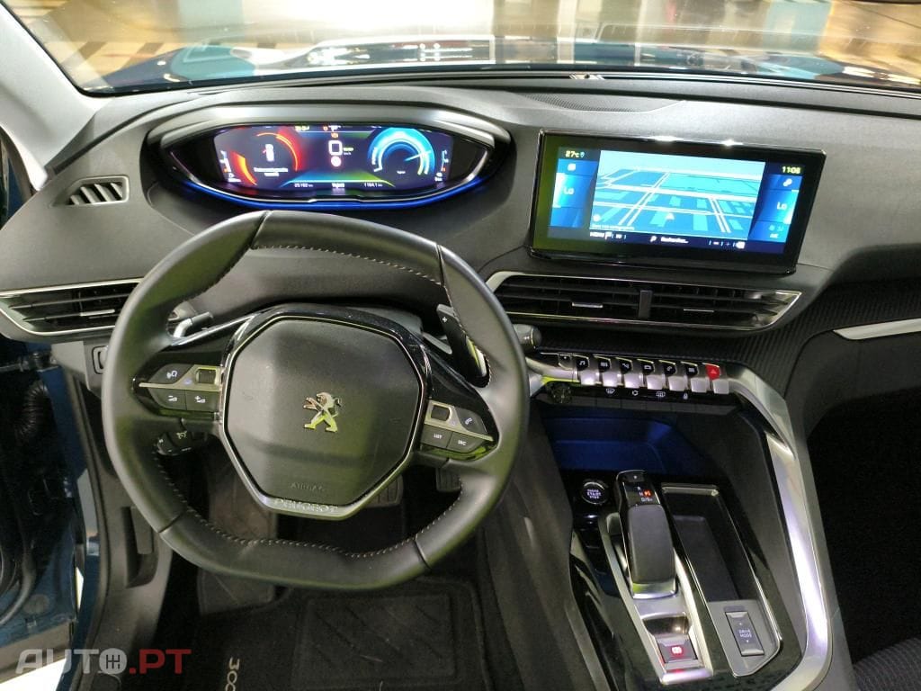 Peugeot 3008 1.6 Hybrid Allure e-EAT8