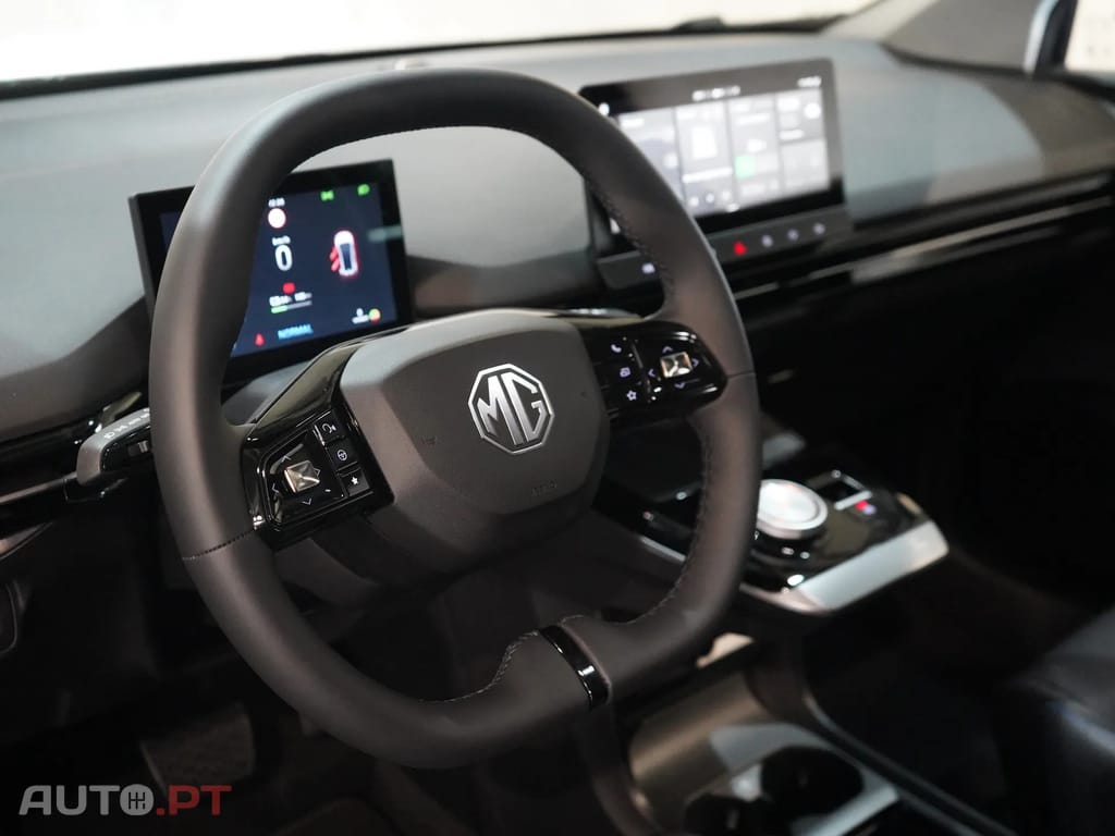 MG MG4 64 kWh Luxury