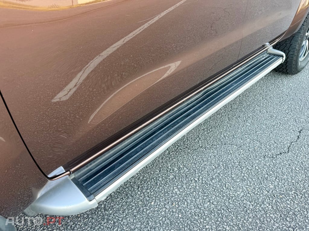 Nissan Navara 2.3 dCi CD 4WD N-Connecta Nav+Barras