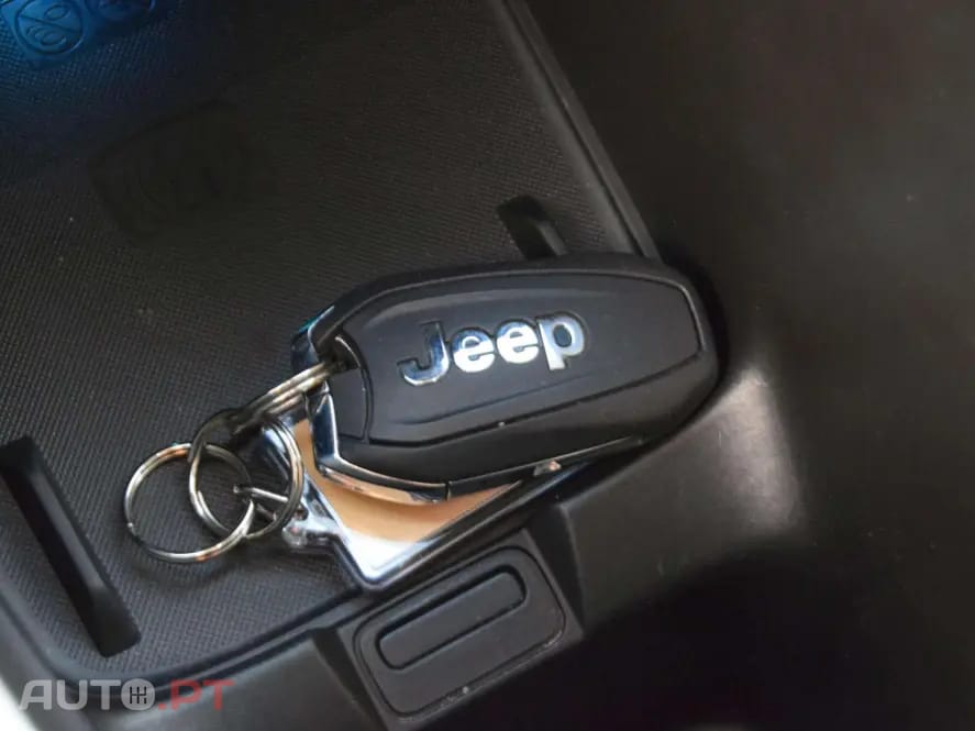 Jeep Avenger 54 kWh Summit