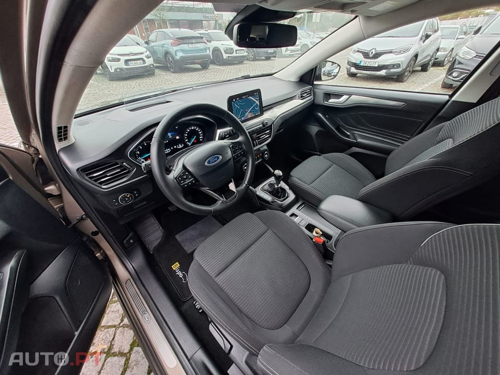 Ford Focus 1.0 EcoBoost S&S TITANIUM