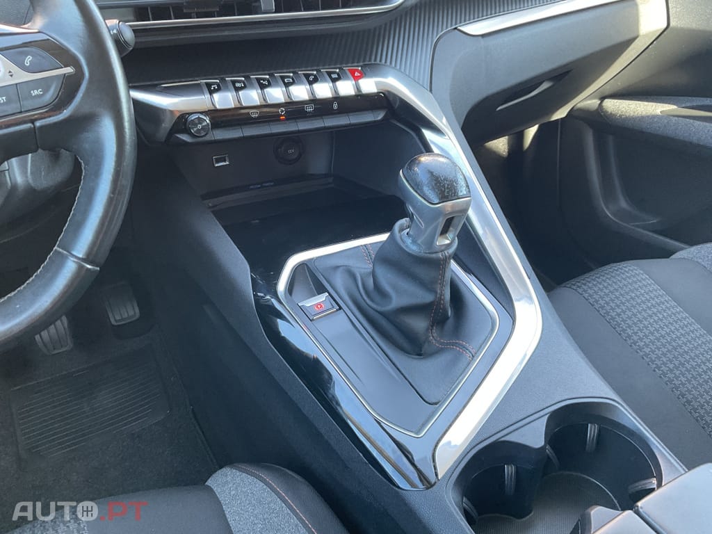 Peugeot 3008 1.6 BlueHDi Active