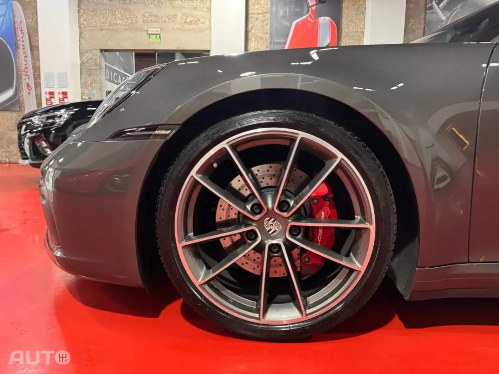 Porsche 911 4S PDK (992)