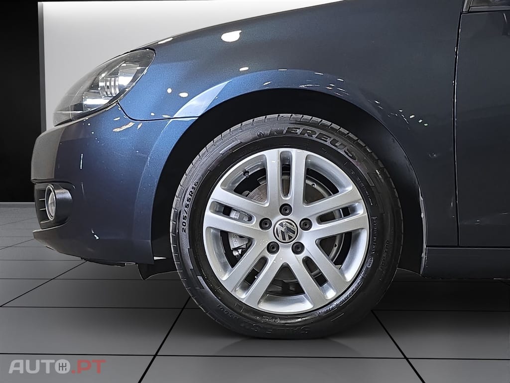 Volkswagen Golf 1.6 TDi Highline