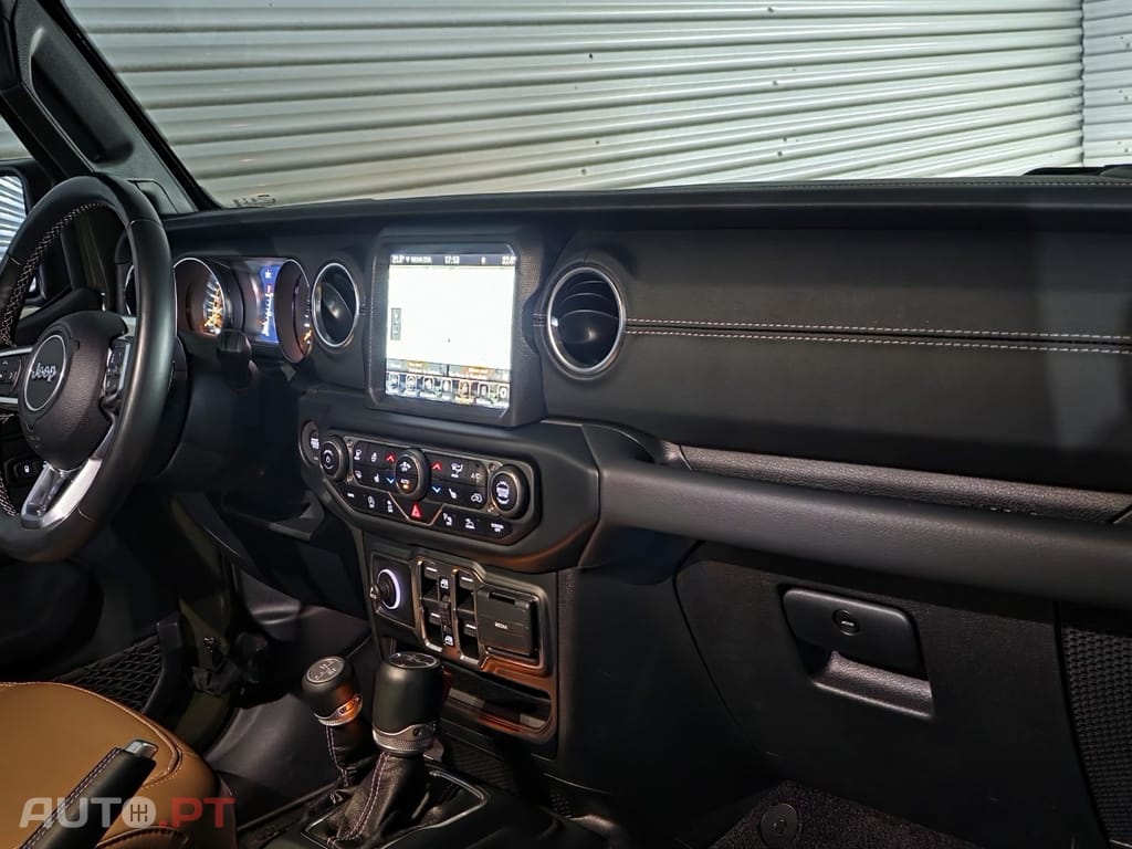 Jeep Gladiator 3.0 CRD Overland AT8