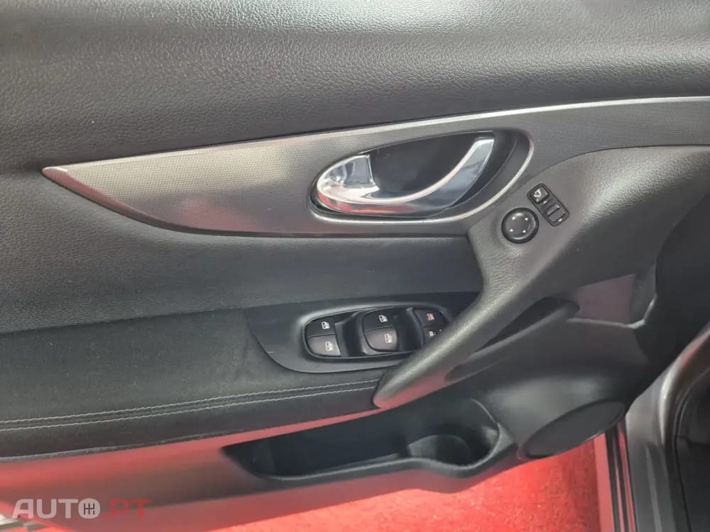 Nissan Qashqai 1.2 DIG-T Tekna Premium