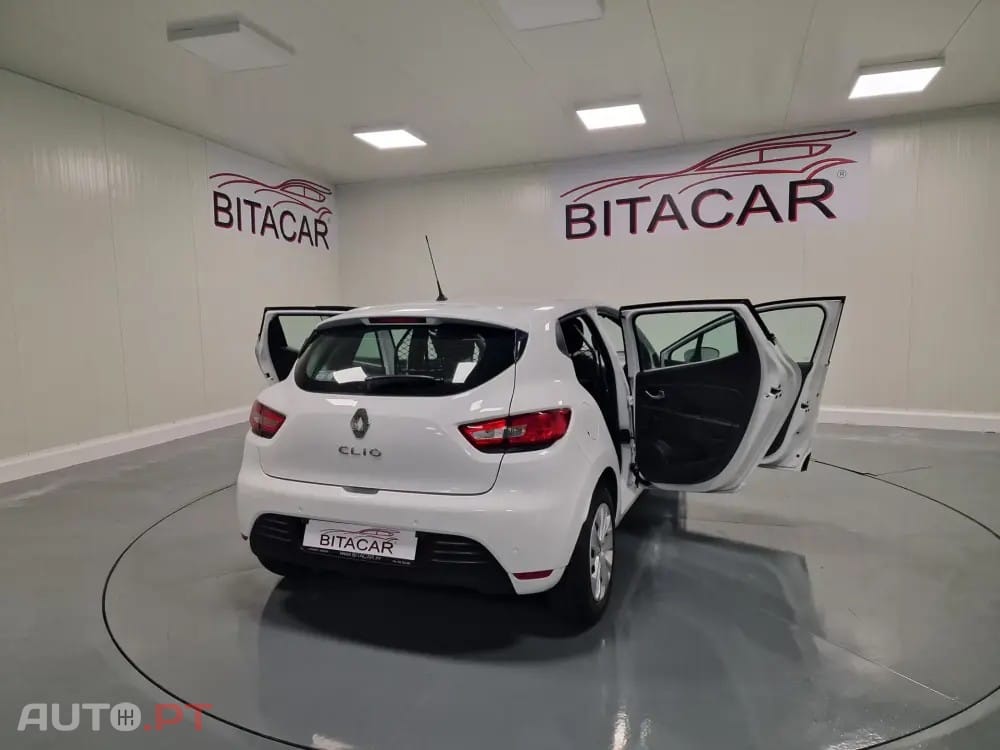 Renault Clio SOCIETE 1.5Dci  90CV GPS INTENS IVA DEDUTIVEL