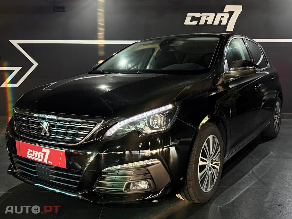 Peugeot 308 1.2 PureTech Allure Pack EAT8