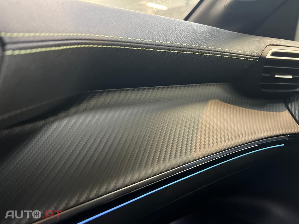 Peugeot E-208 50 kWh GT