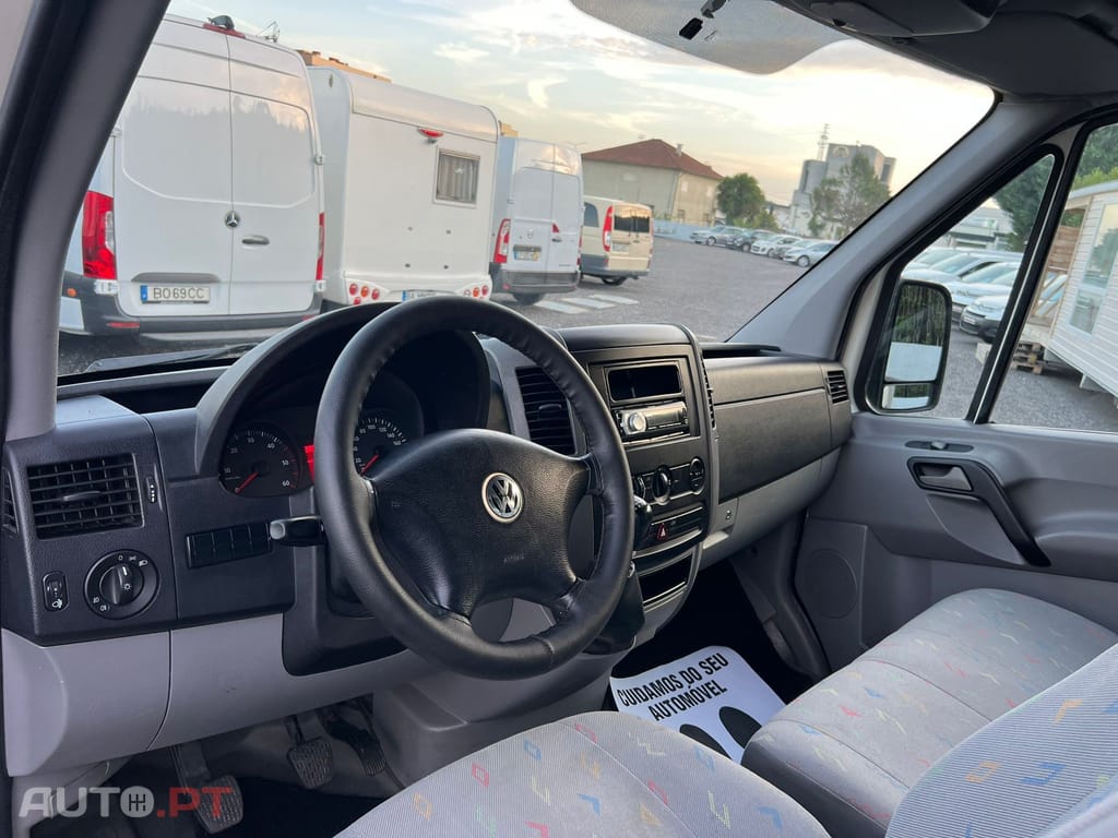 Volkswagen Crafter 35 2.5 TDi 164 Média