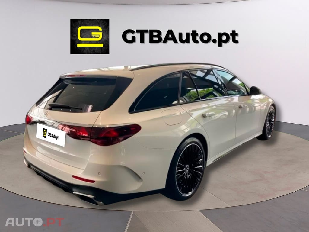 Mercedes-Benz E 300 I.V.A DEDUTIVEL e AMG-Line