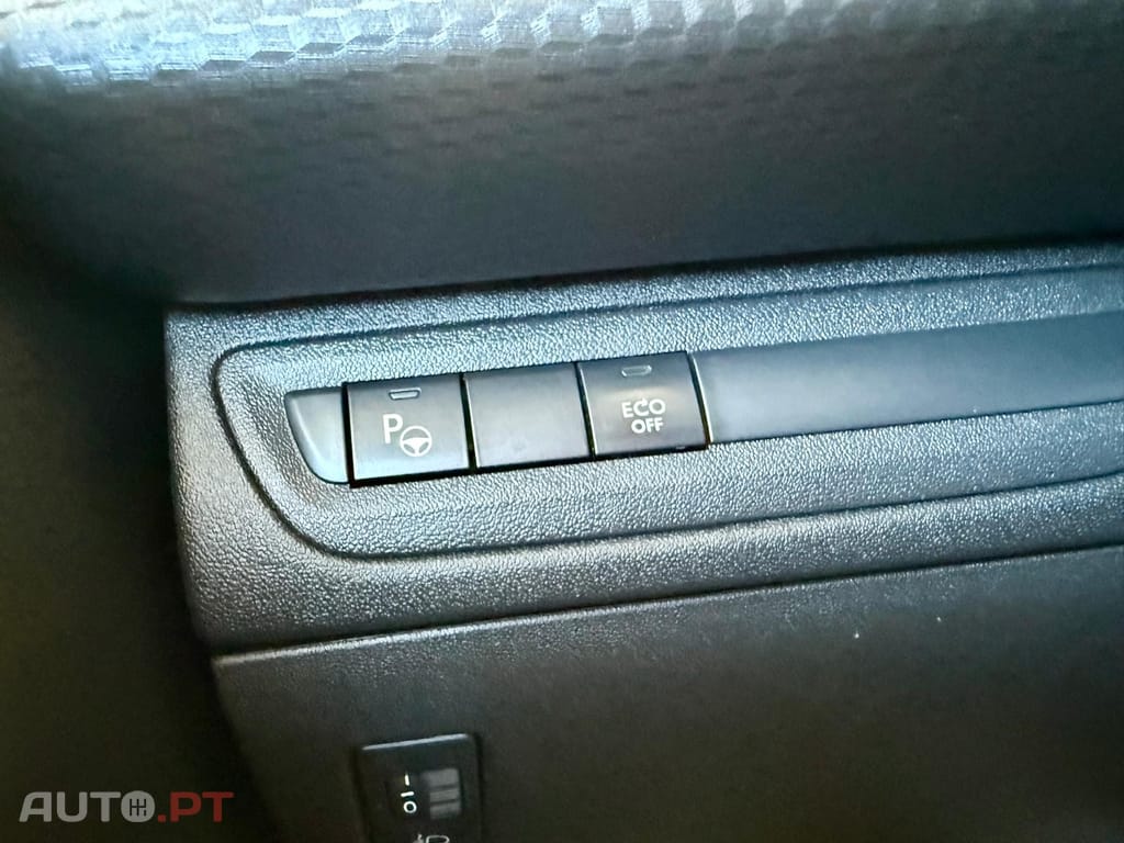 Peugeot 208 1.2 PureTech Tech Edition