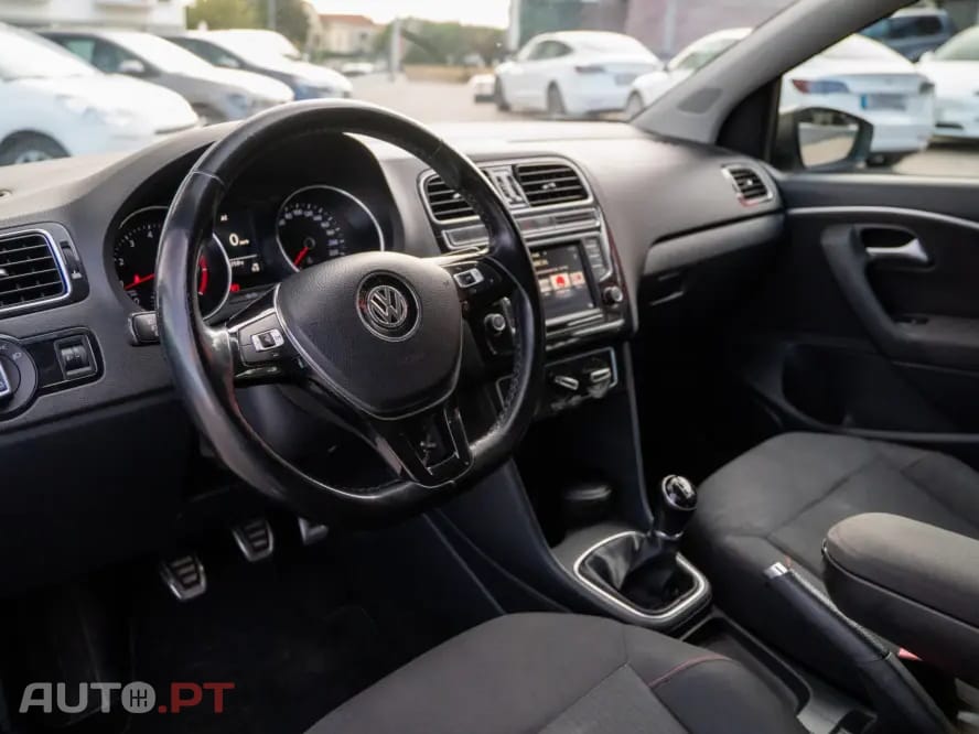 Volkswagen Polo 1.0 Confortline