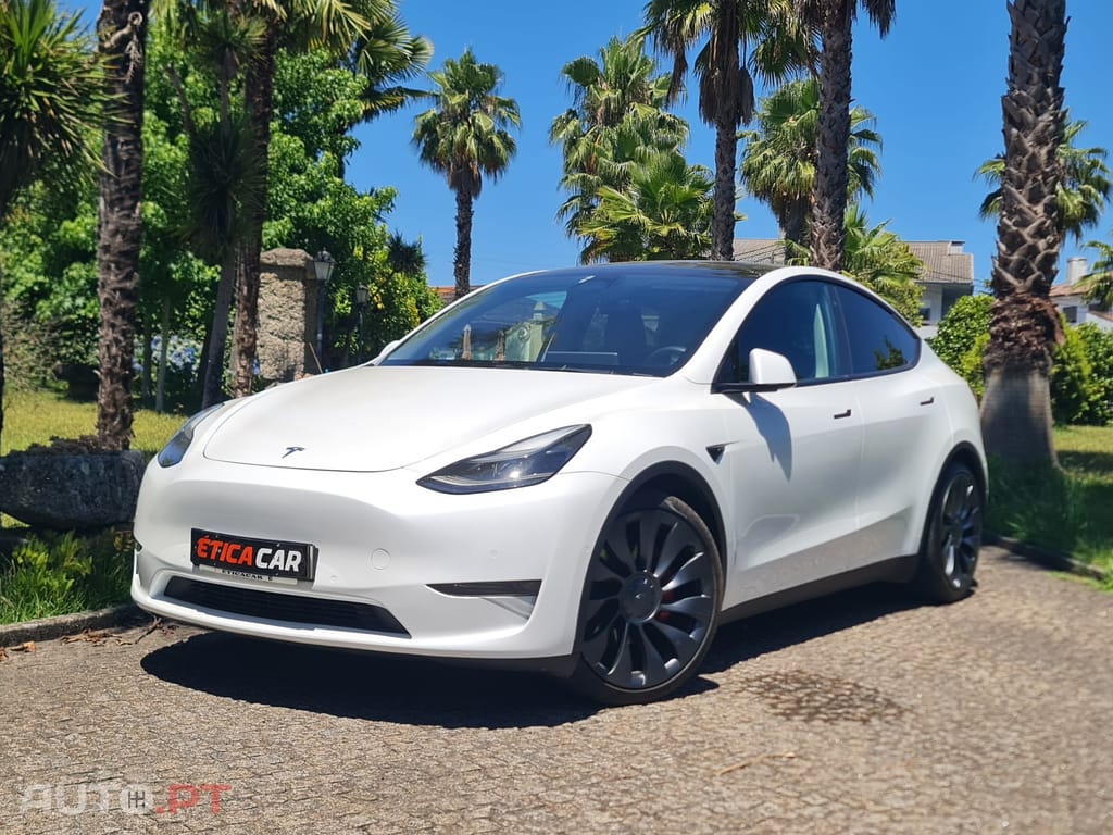 Tesla Model Y Performance Tração Integral