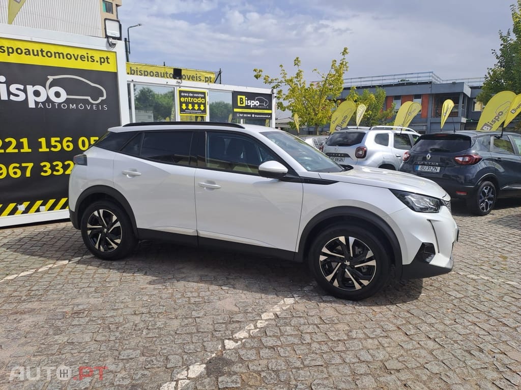 Peugeot E-2008 50 kWh Allure Pack