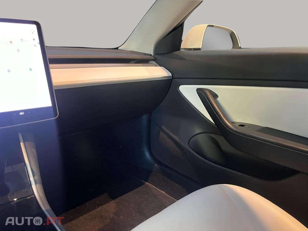 Tesla Model 3 PERFORMACE DUAL MOTOR