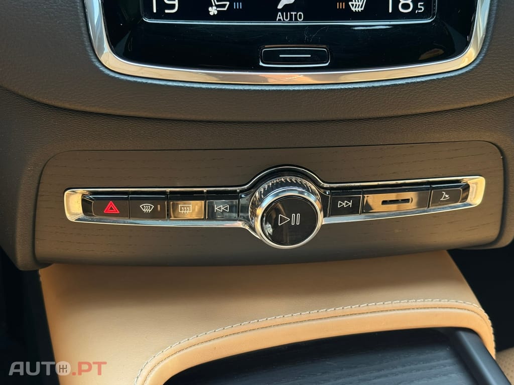 Volvo XC90 2.0 B5 Inscription AWD