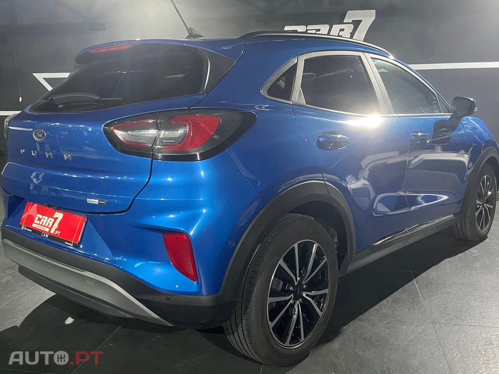 Ford Puma 1.0 EcoBoost MHEV Titanium