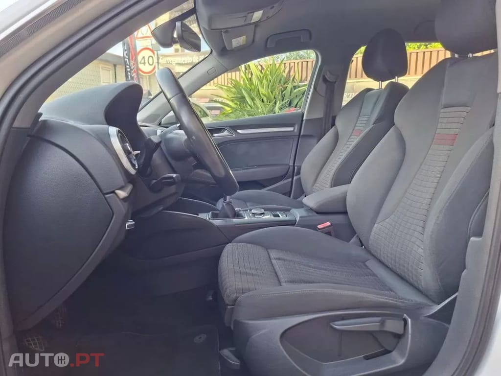 Audi A3 Sportback  1 0 Tfsi Sport