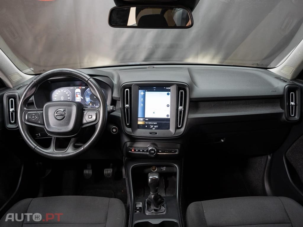 Volvo XC40 2.0 D3 Momentum