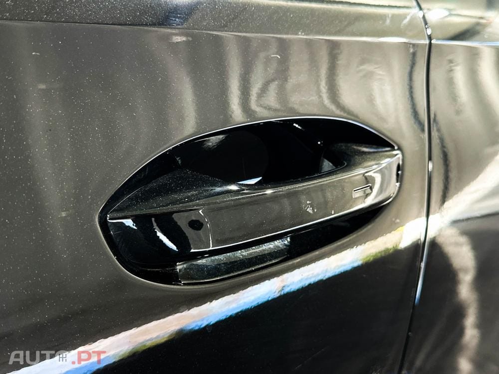 Cupra Formentor 1.5 e-Hybrid DSG VZ Black Edition