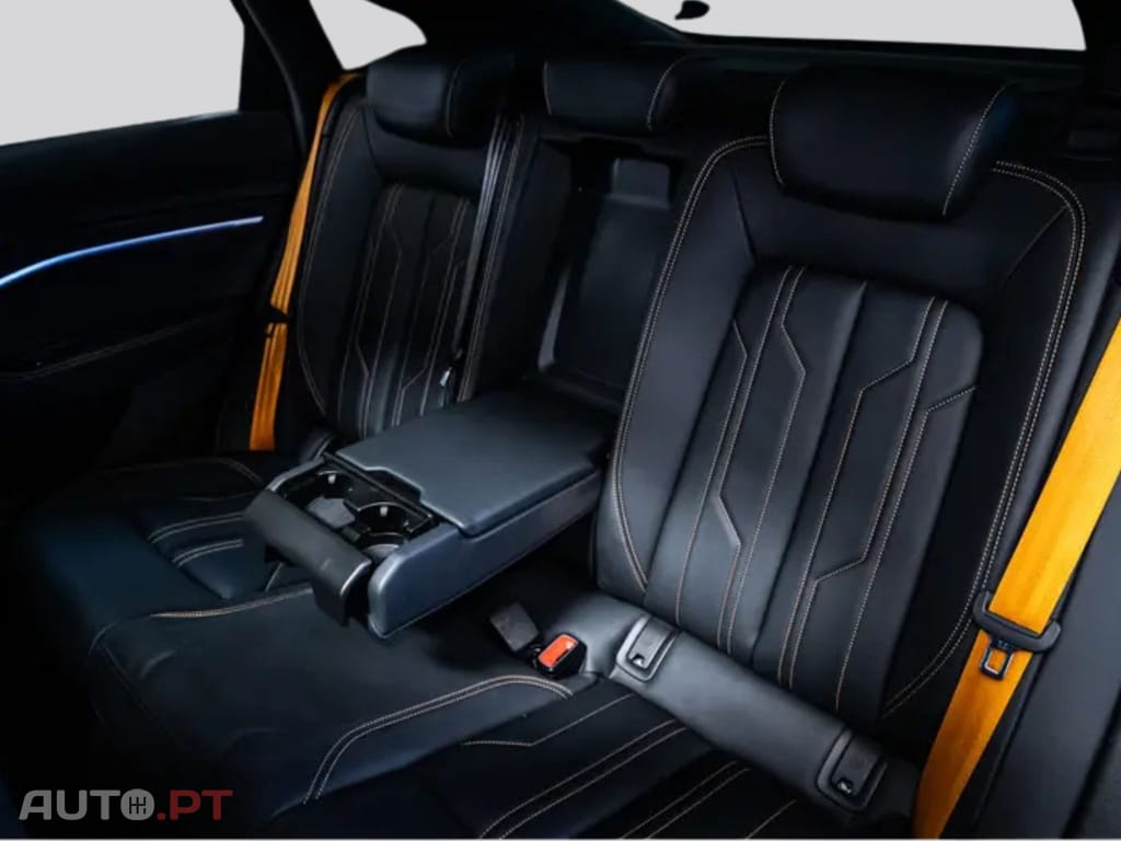 Audi E-Tron I.V.A DEDUTIVEL 55 S LINE BLACK EDITION