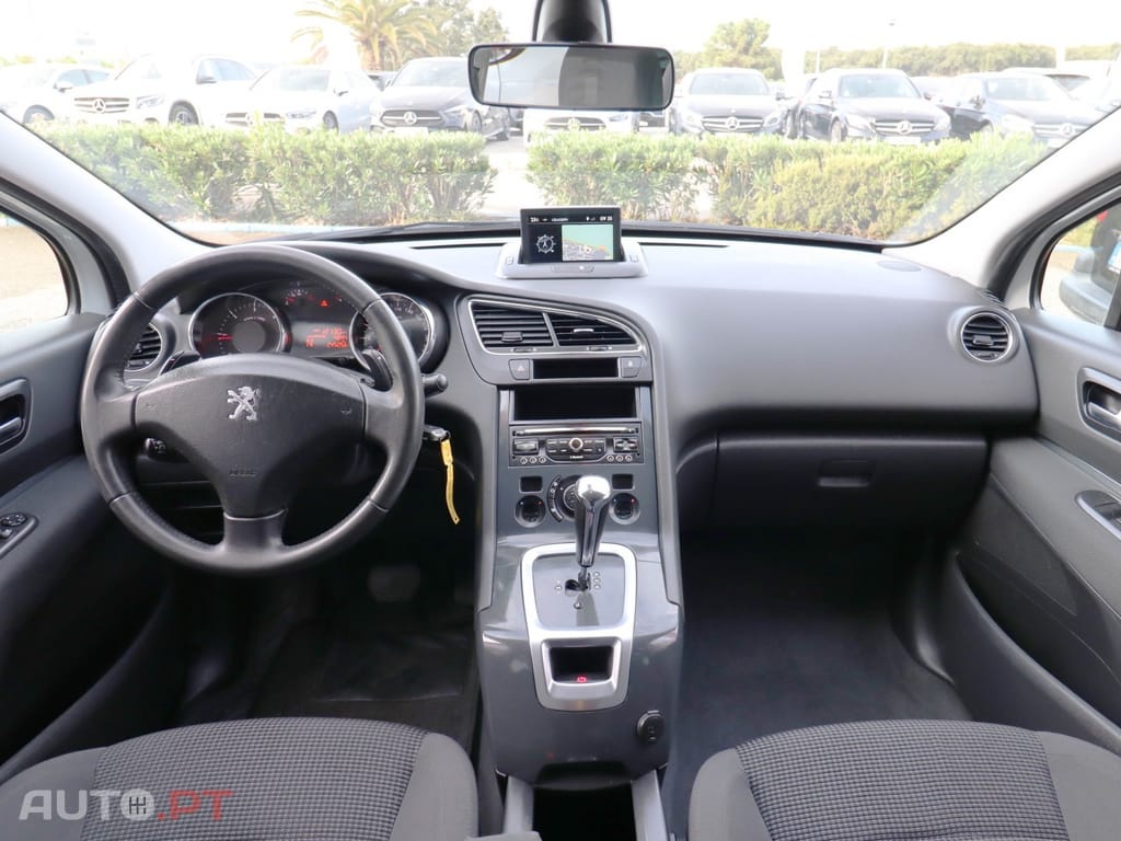 Peugeot 5008 1.6 E-HDi 7L SE Style 2-Tronic