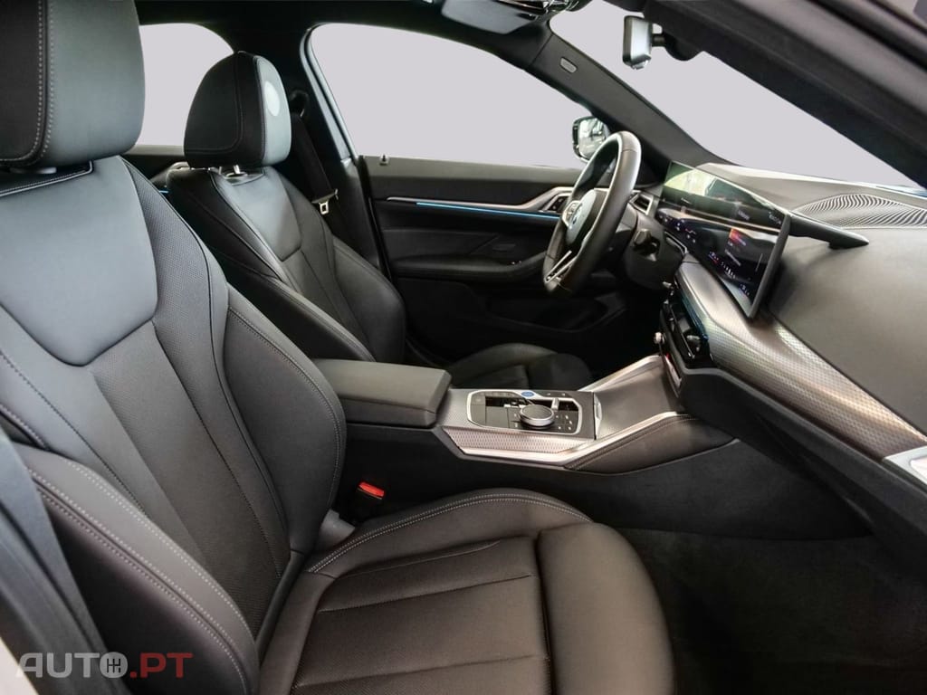 BMW i4 eDrive35 M-Sport I.V.A DEDUTIVEL
