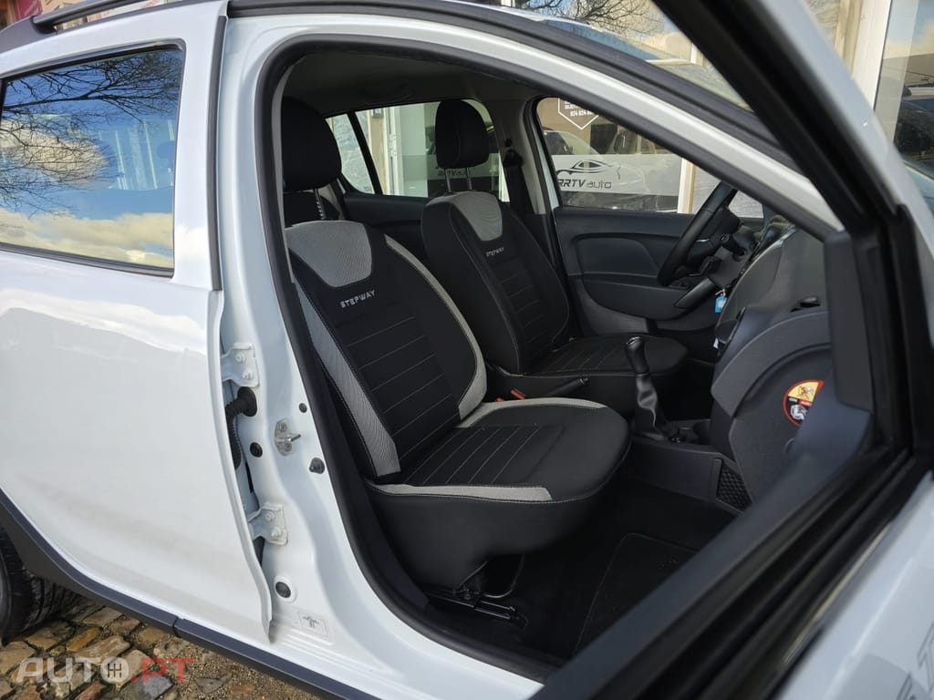 Dacia Sandero 0.9 TCe Stepway