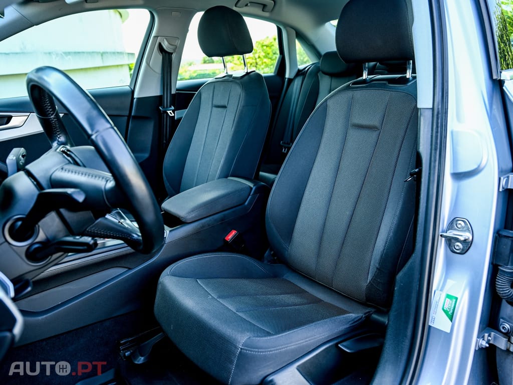 Audi A4 2.0 TDI Design S tronic