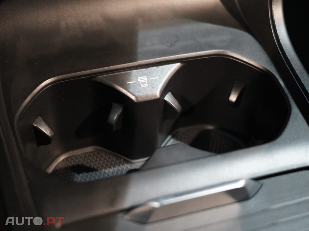 MG MG4 64 kWh Luxury