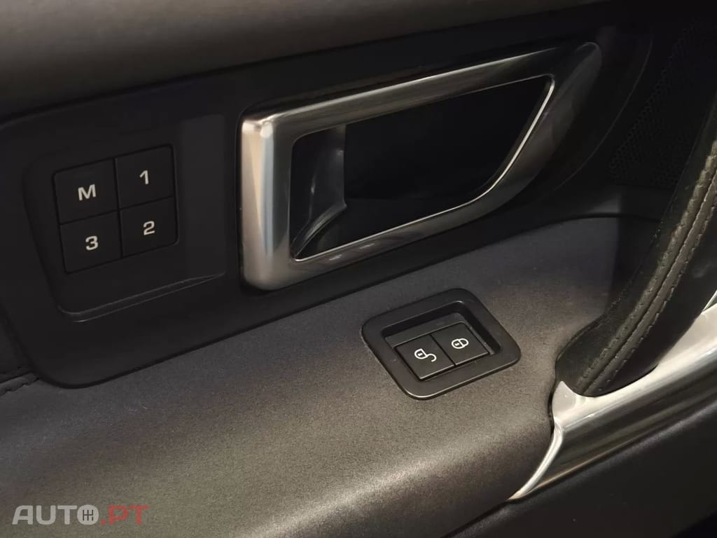 Land Rover Discovery Sport 2.2 SD4 HSE Auto