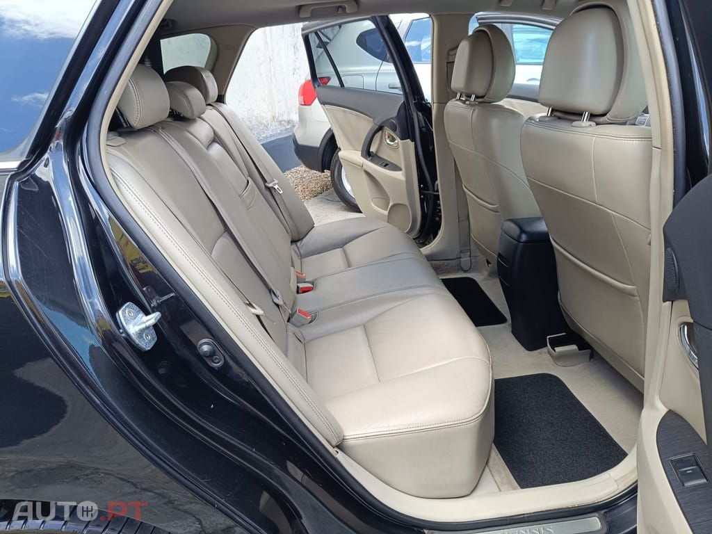 Toyota Avensis 2.2 D-CAT Sol+GPS