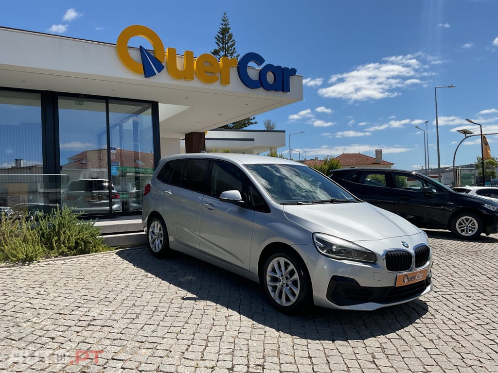 BMW 216 i 7L