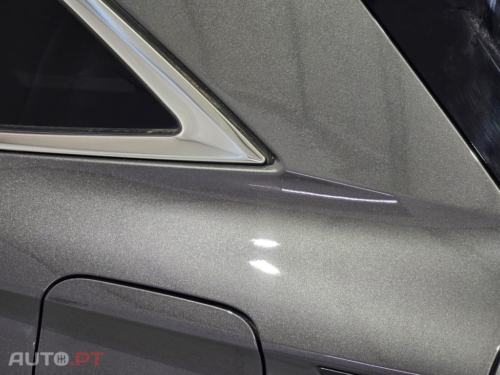 DS DS7 Crossback E-Tense Performance Line EAT8