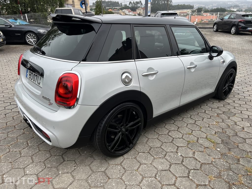 MINI Cooper Cooper SD