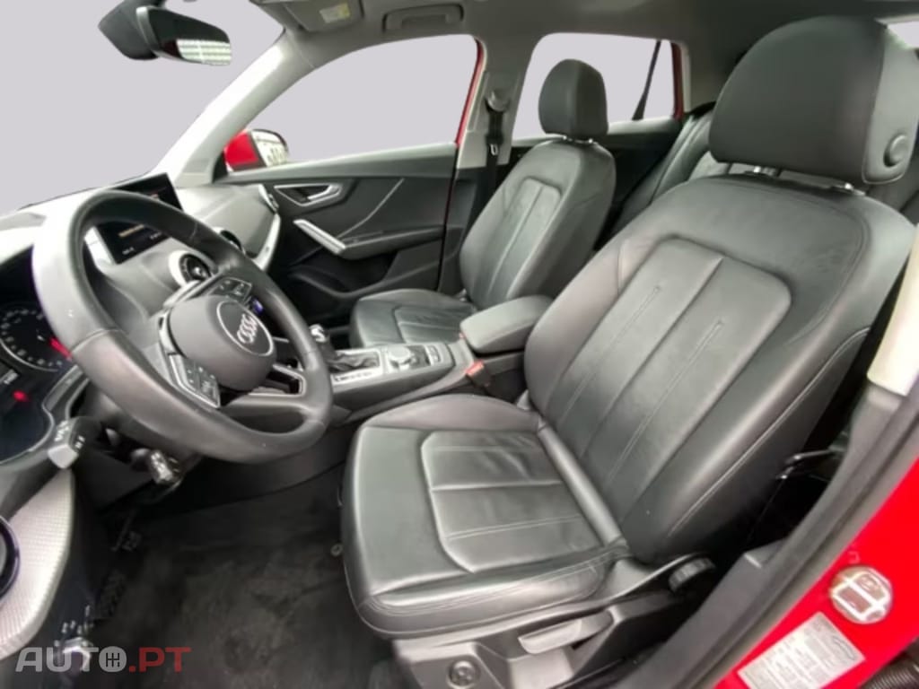 Audi Q2 I.V.A  DEDUTÍVEL 35 TDI 