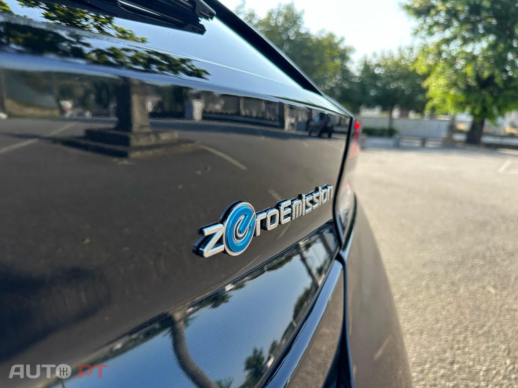 Nissan Leaf Tekna Two Tone+ProPilot Park