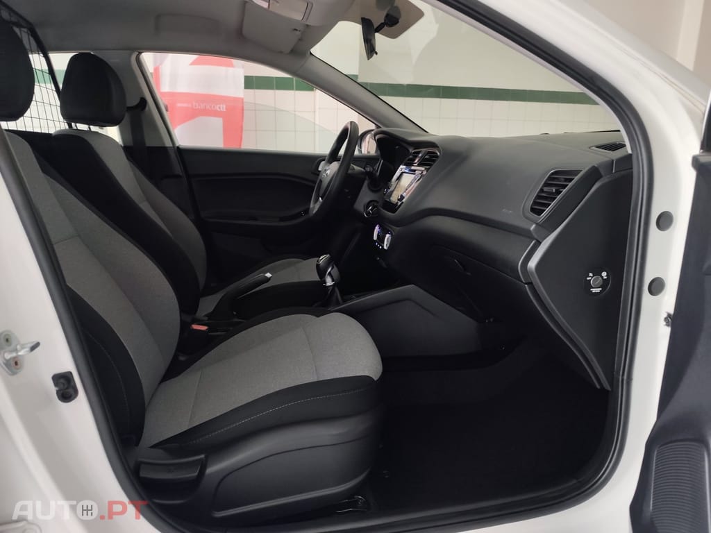 Hyundai i20 1.1 CRDi Blue Access+Bluetooth+Comandos no Volante
