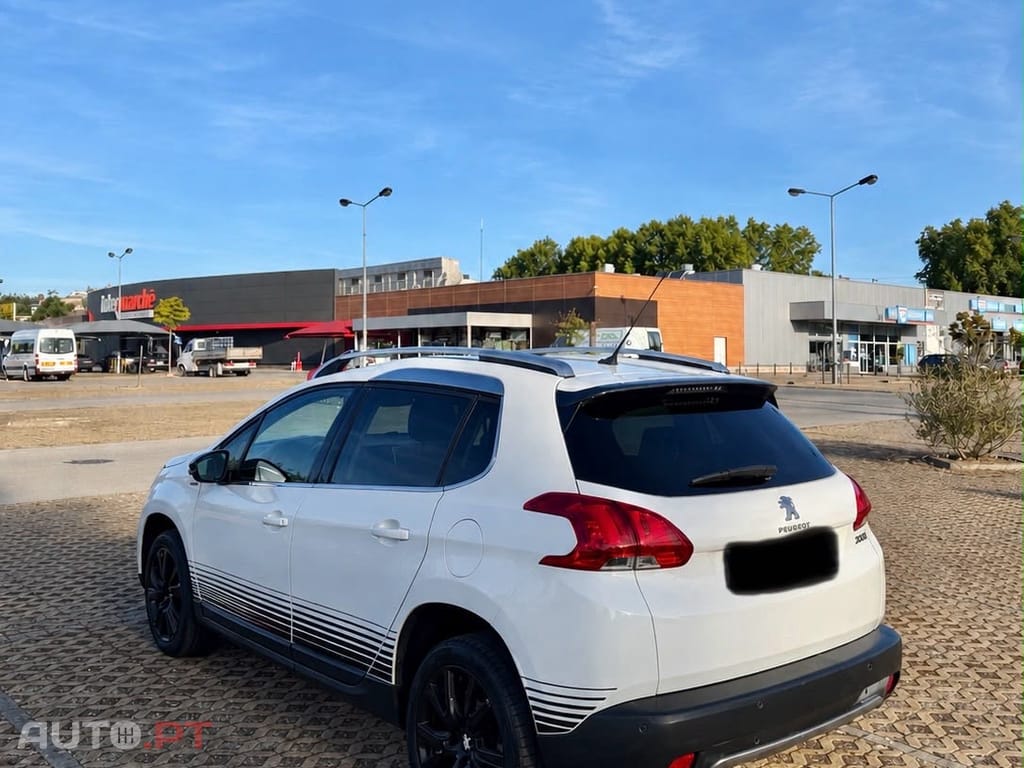 Peugeot 2008 UrbanCross
