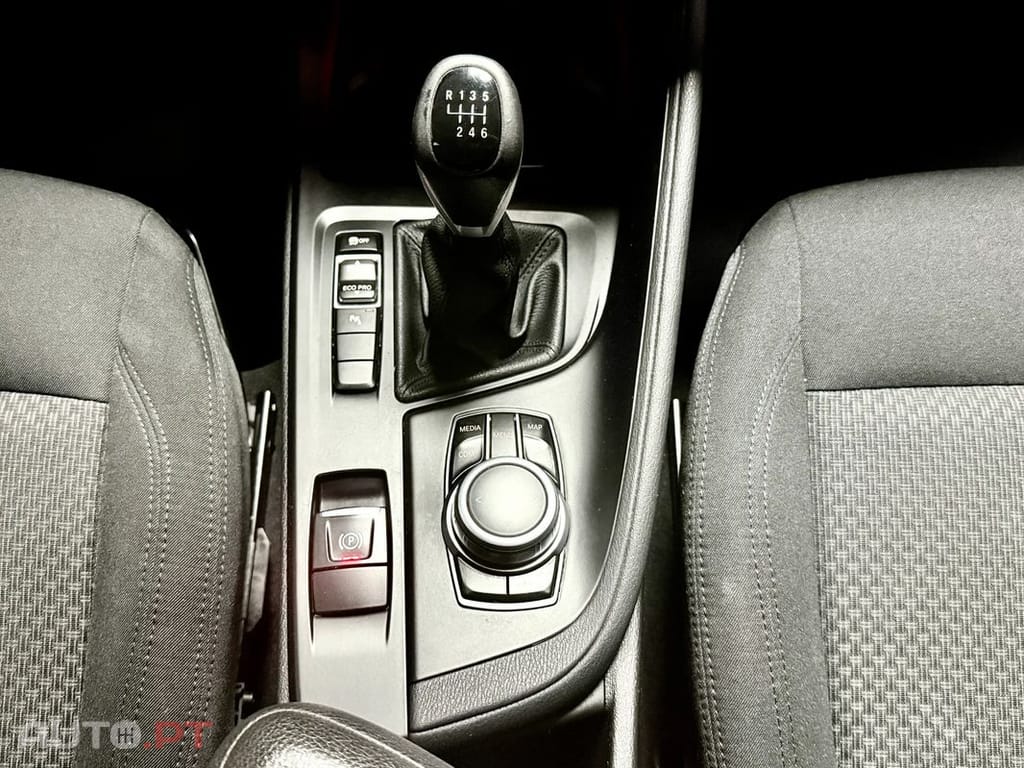 BMW X1 16 d sDrive Advantage