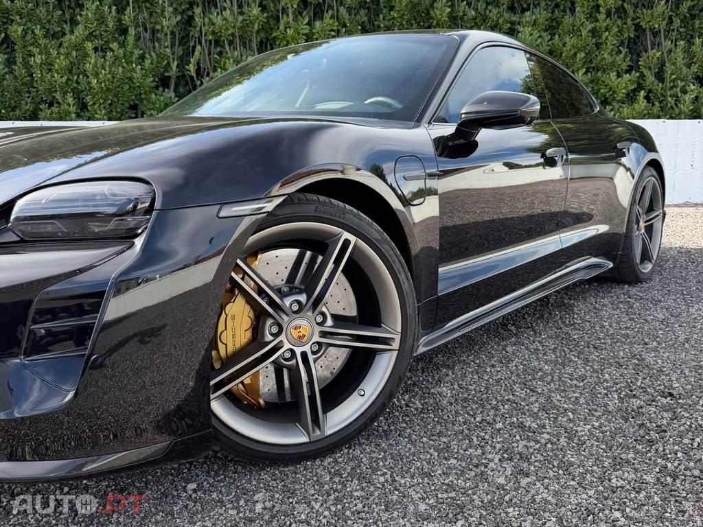 Porsche Taycan Turbo S