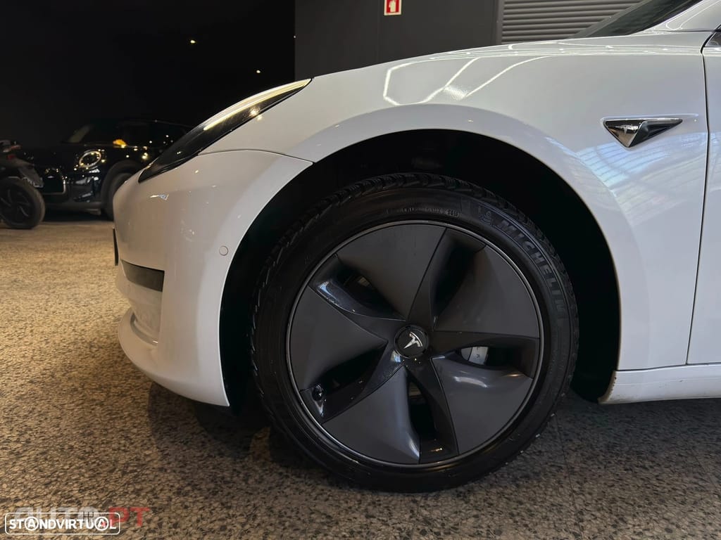 Tesla Model 3 Long Range AWD Dual Motor