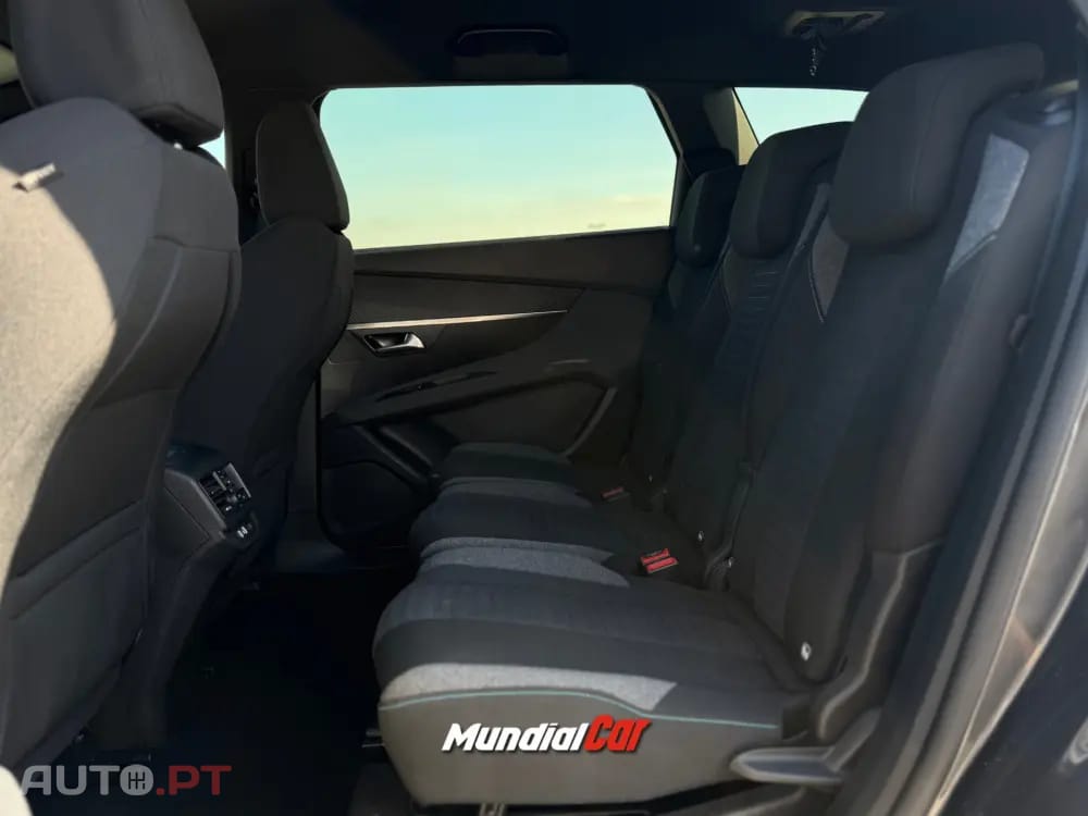 Peugeot 5008 1.2 PureTech Active Pack EAT8