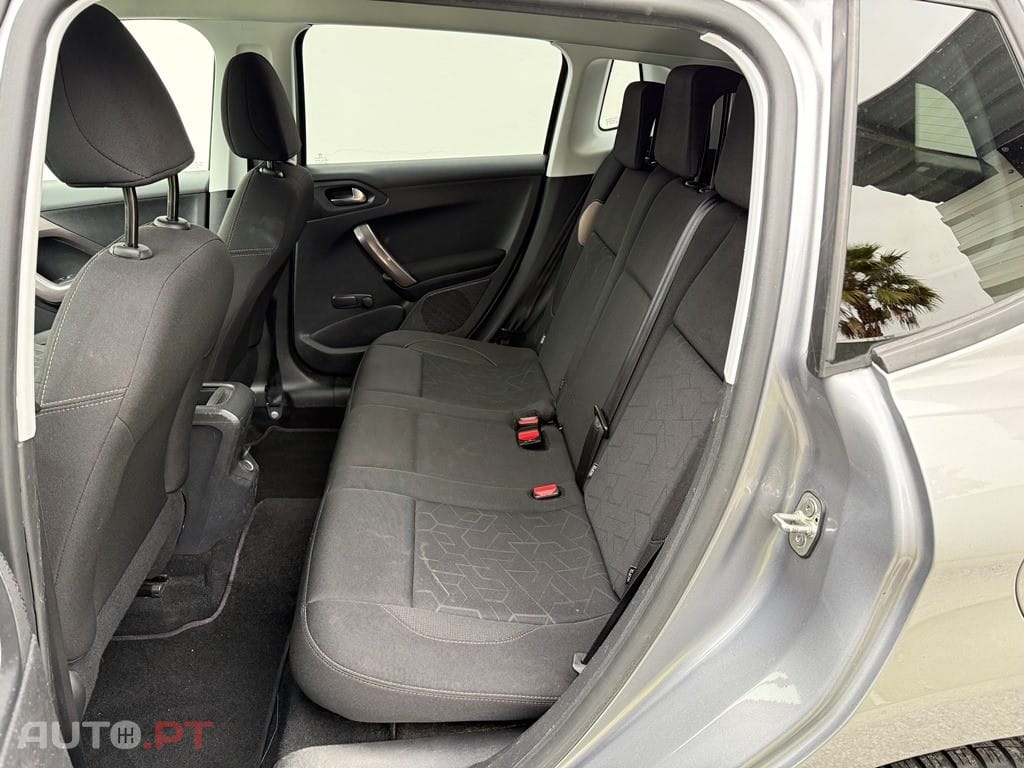 Peugeot 2008 1.2 PureTech Active